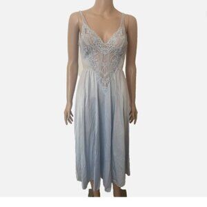 OLGA Blue 91140 Vintage Ballet Length Nightgown Size Small Excellent